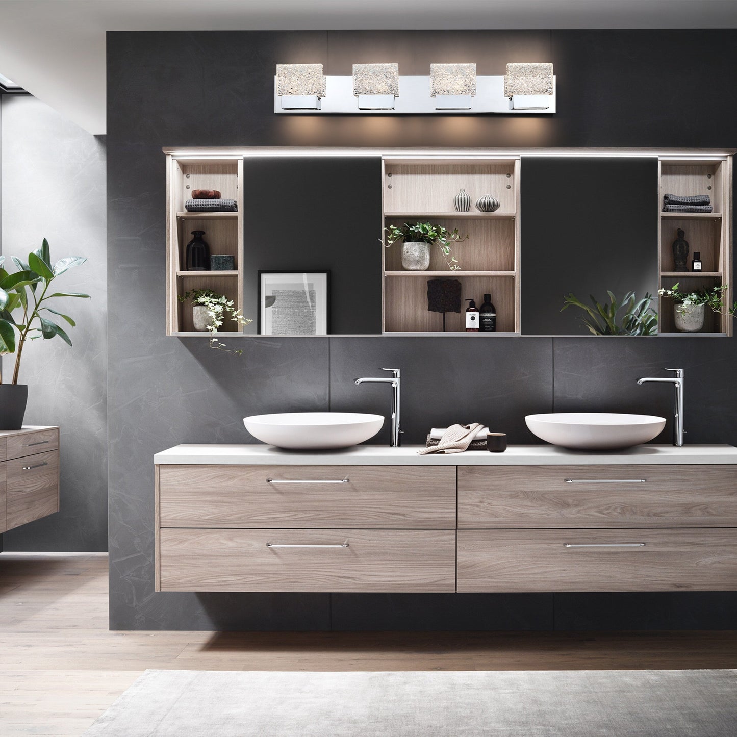 Applique murale à LED intégrée C Cattleya en acier inoxydable 3000 K avec abat-jour en verre artistique - Chrome