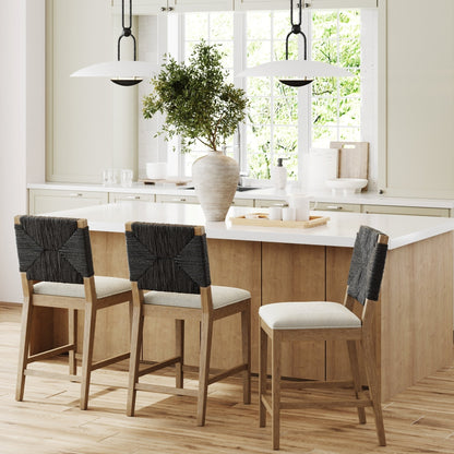 Tabouret de bar Beacon Bohemian Boucle, chaise de comptoir rembourrée avec cadre en bois massif et dossier en jonc de mer tressé