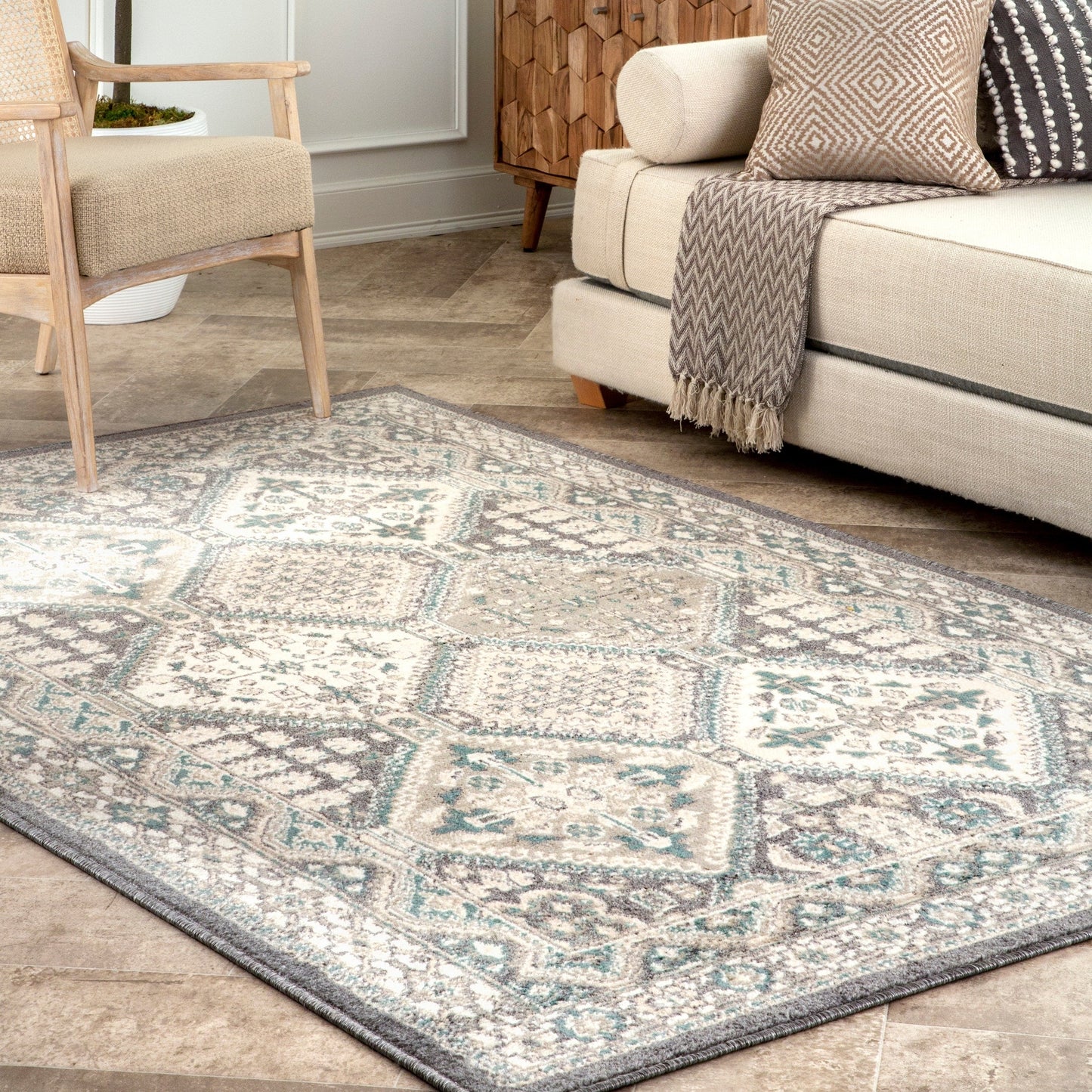 Tapis de sol carrelé traditionnel Nuloom Becca