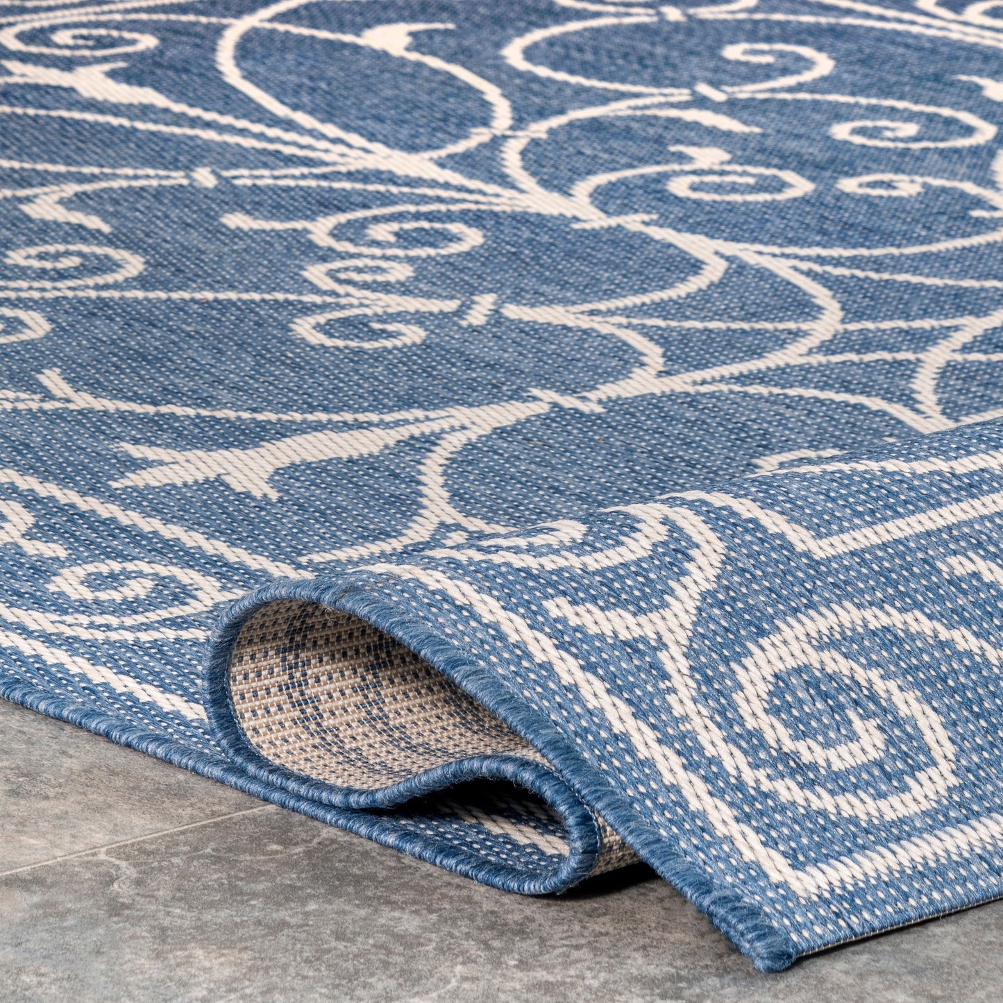 Nuloom Kathleen Traditional Indoor/Outdoor Area Rug
