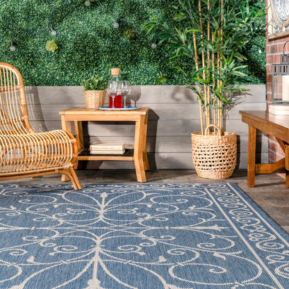 Nuloom Kathleen Traditional Indoor/Outdoor Area Rug