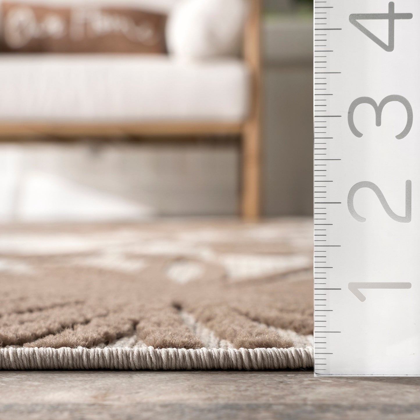 Tapis d'intérieur/extérieur Nuloom Ronda à motif floral audacieux