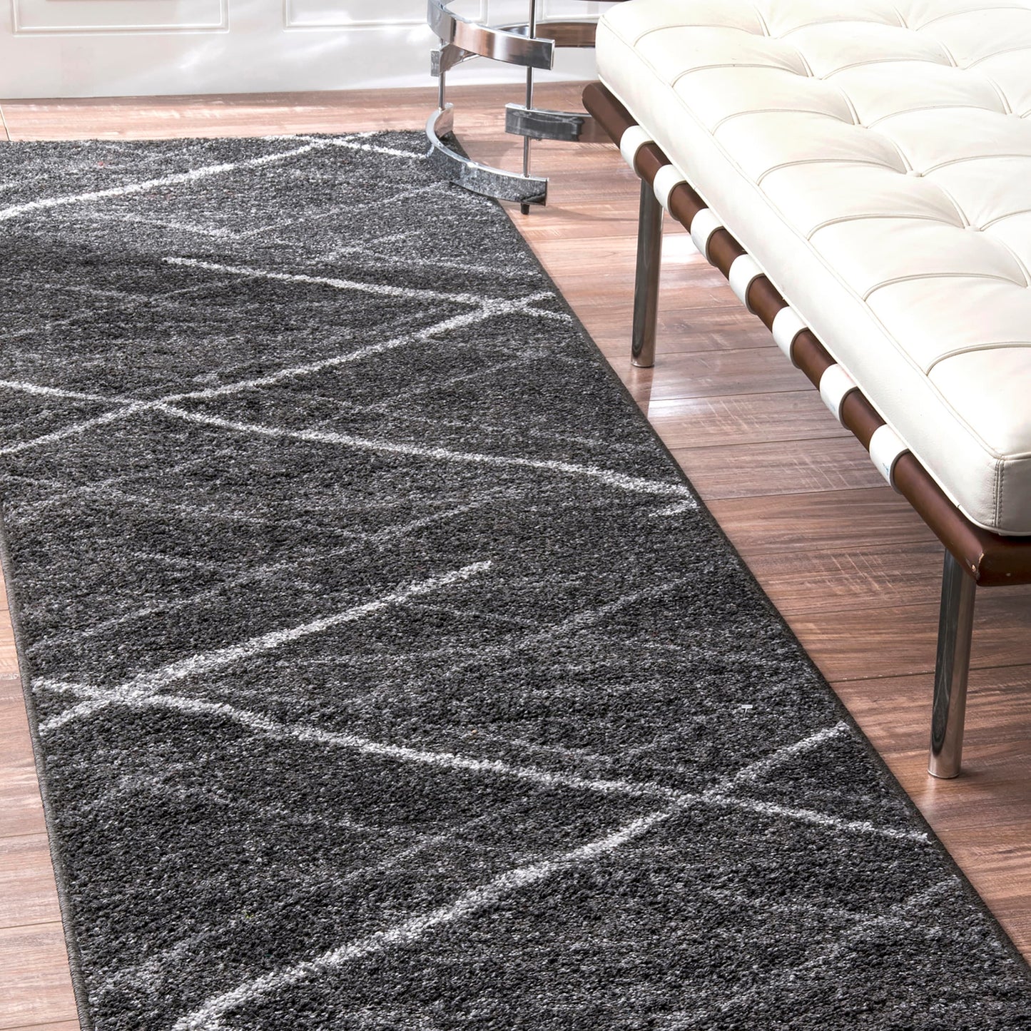 Tapis de sol moderne abstrait Nuloom Skylar