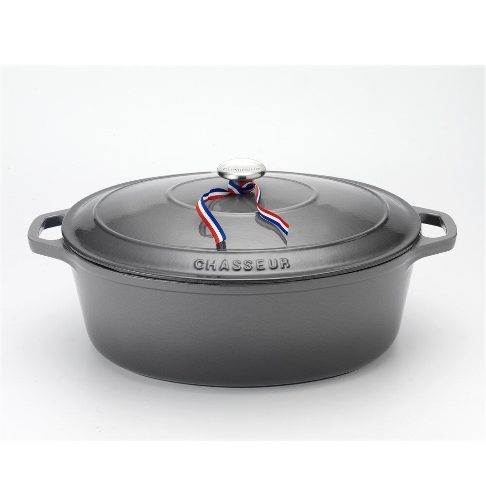 Cocotte ovale en fonte émaillée gris caviar Chasseur de 3,8 litres