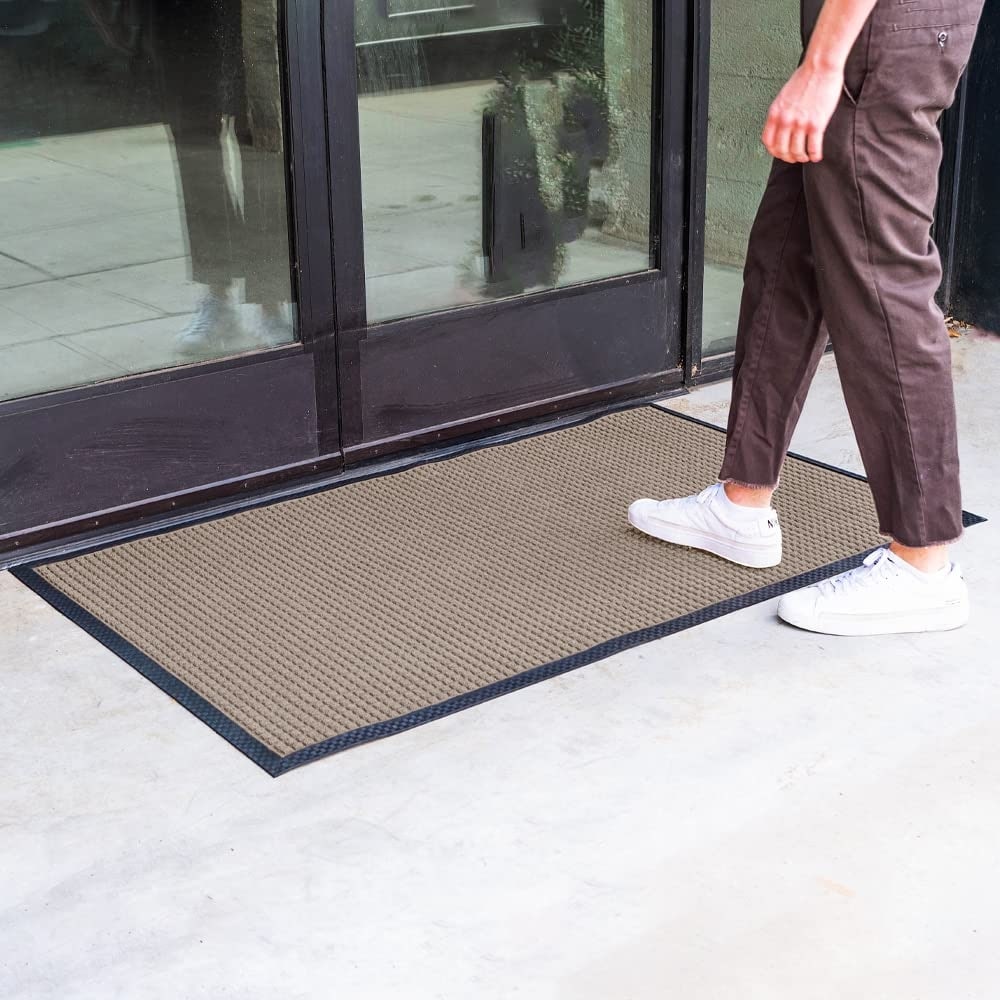 Tapis d'entrée Envelor pour intérieur et extérieur, profil bas, usage commercial.