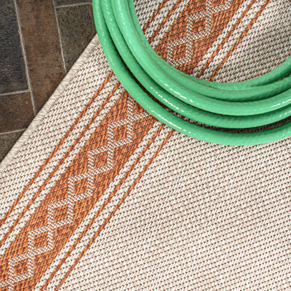 Tapis d'intérieur/extérieur JONATHAN Y Havana Classic à bordure losanges