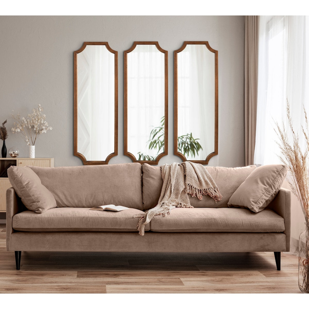 Kate and Laurel Hogan Scalloped Wood Framed Mirror