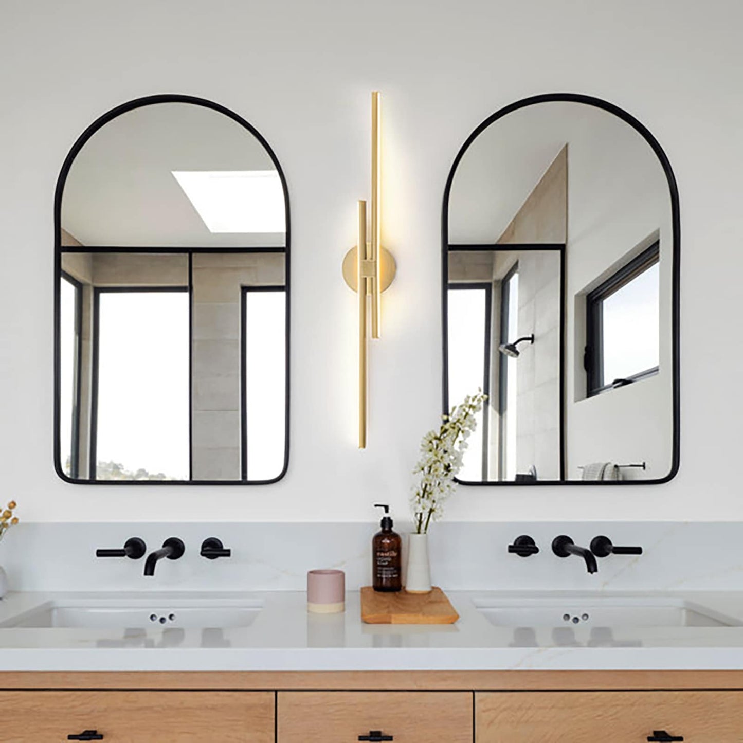 Minimalist 2-Light Dimmable LED Vanity Light Linear Metal Wall Sconce