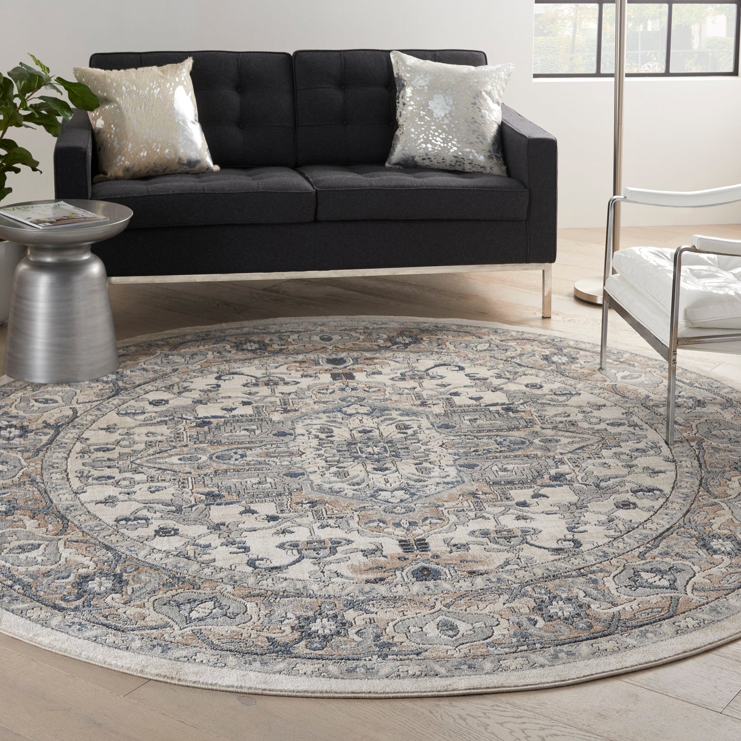 Tapis Nourison Concerto Classic Persian Medallion.