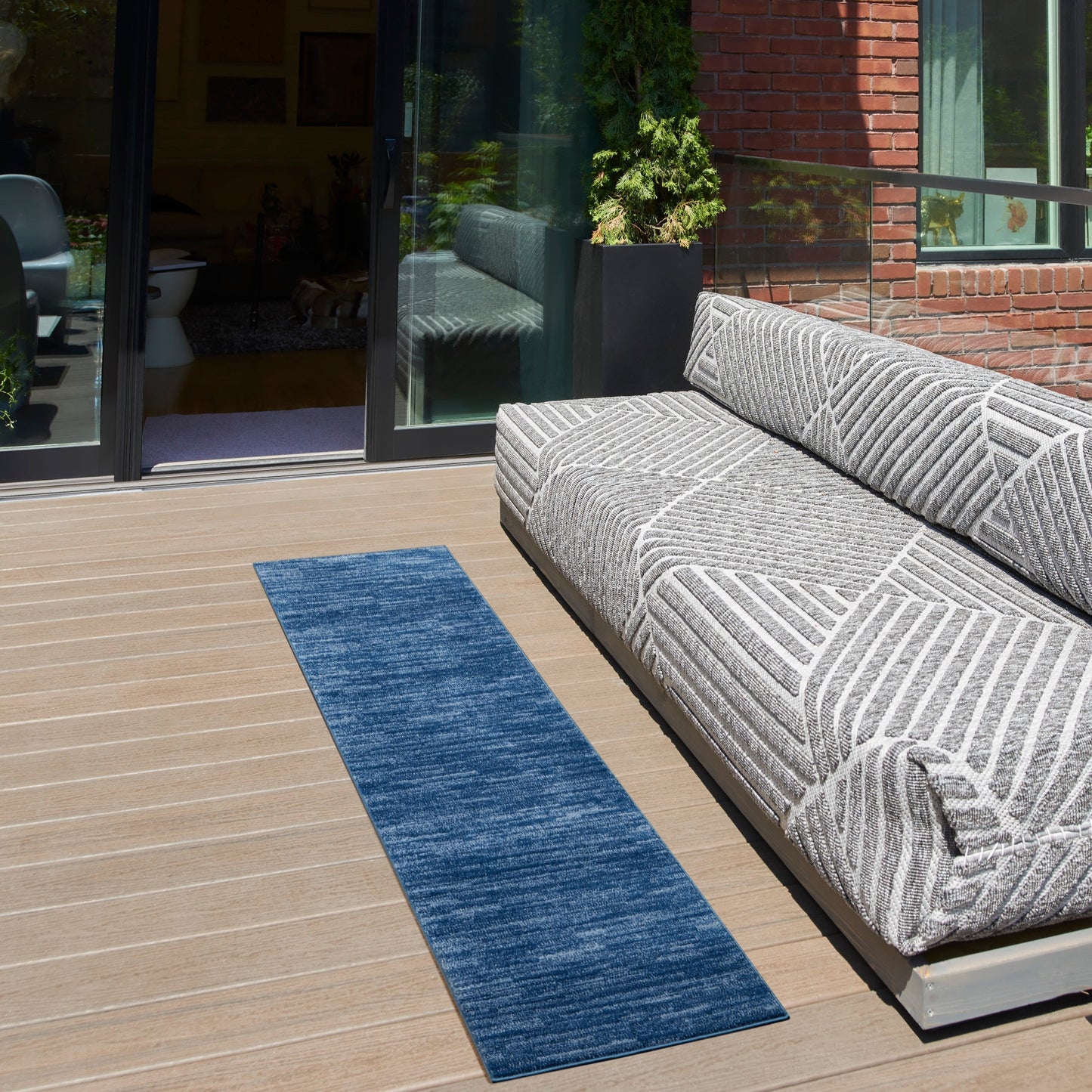 Tapis d'intérieur/extérieur contemporain uni Nourison Essentials