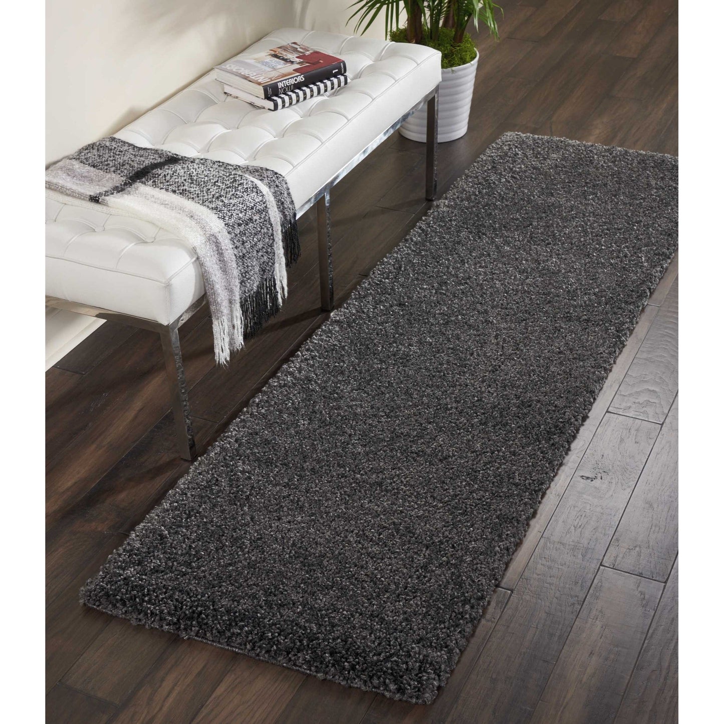 Tapis Nourison Malibu Shag moderne en peluche unie