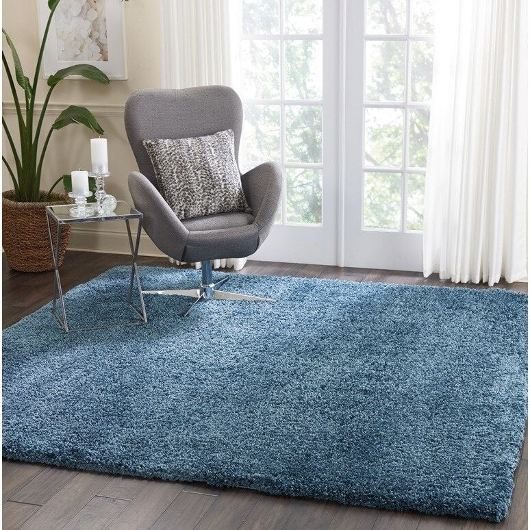 Tapis Nourison Malibu Shag moderne en peluche unie
