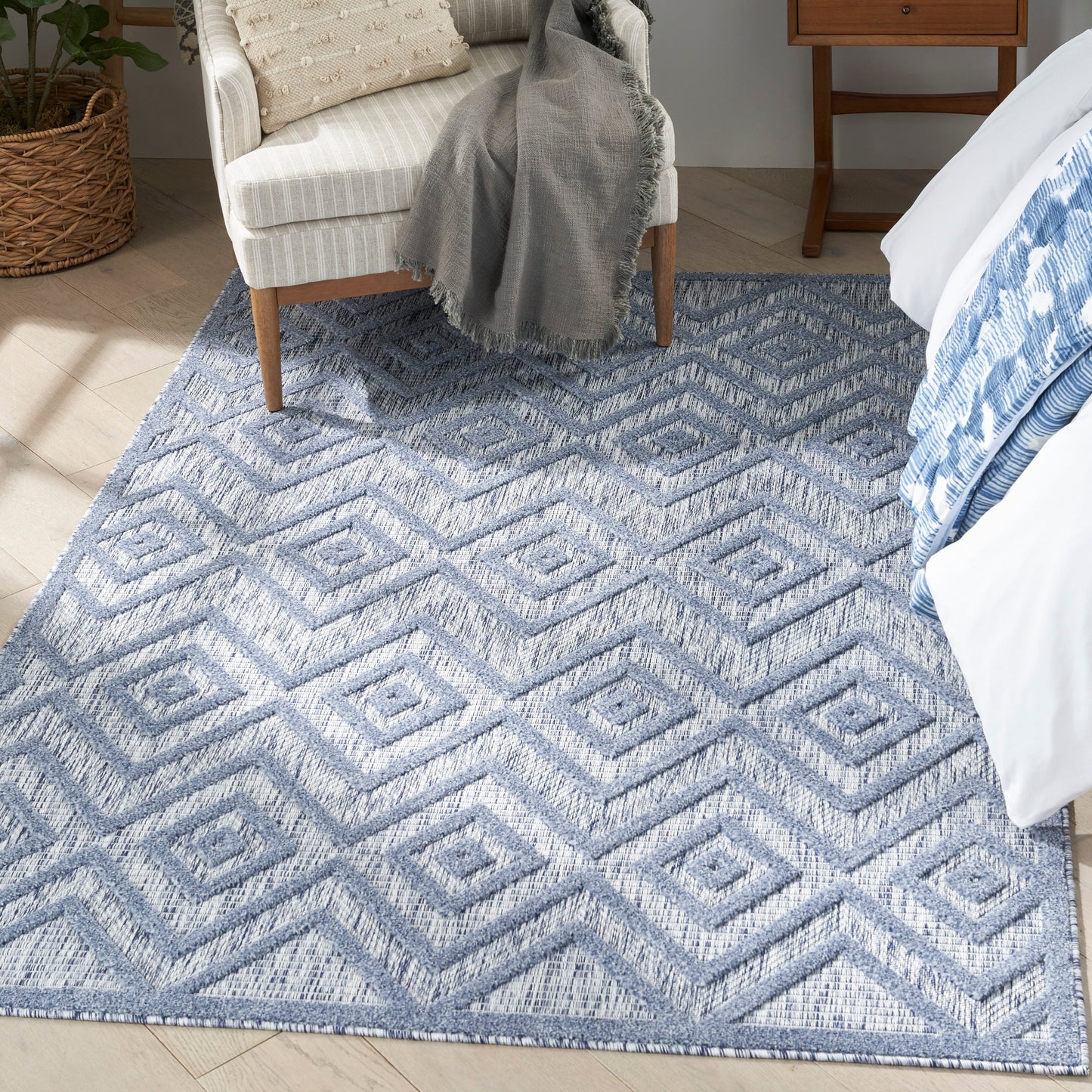 Nourison Versatile Indoor/Outdoor Geometric Flatweave Area Rug
