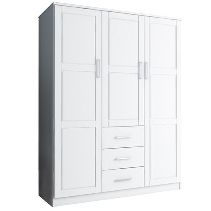 Armoire penderie 3 portes Cosmo 100 % bois massif de Palace Imports avec portes en bois massif ou en miroir