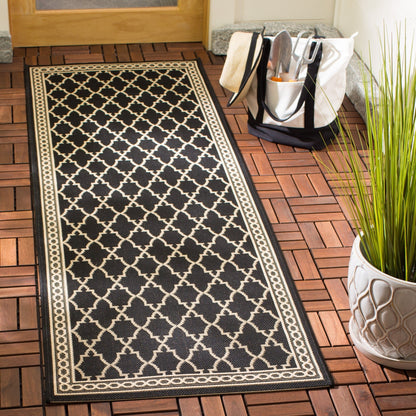 SAFAVIEH Courtyard Janell Trellis Indoor/ Outdoor Waterproof Patio Backyard Rug