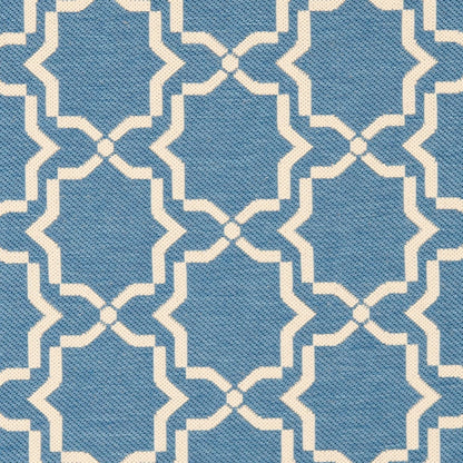 SAFAVIEH Courtyard Thomasina Indoor/ Outdoor Waterproof Patio Backyard Rug