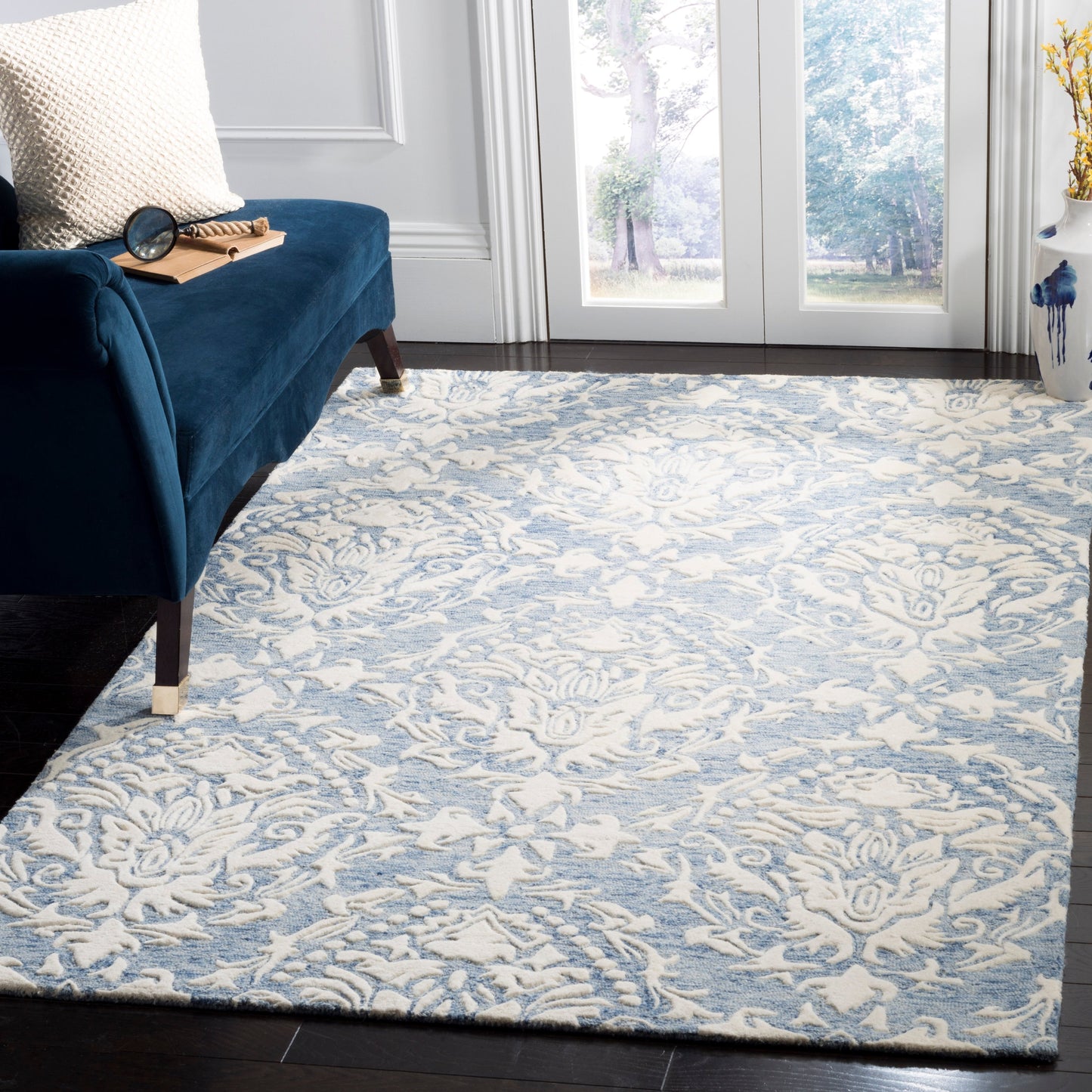 Tapis en laine moderne à motif floral Ambroisine fait main SAFAVIEH