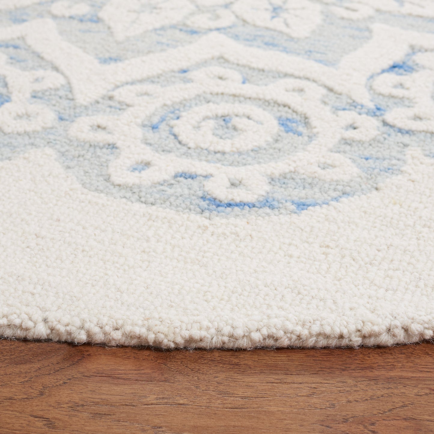 Tapis en laine SAFAVIEH Blossom Oriella fait main, motif floral moderne