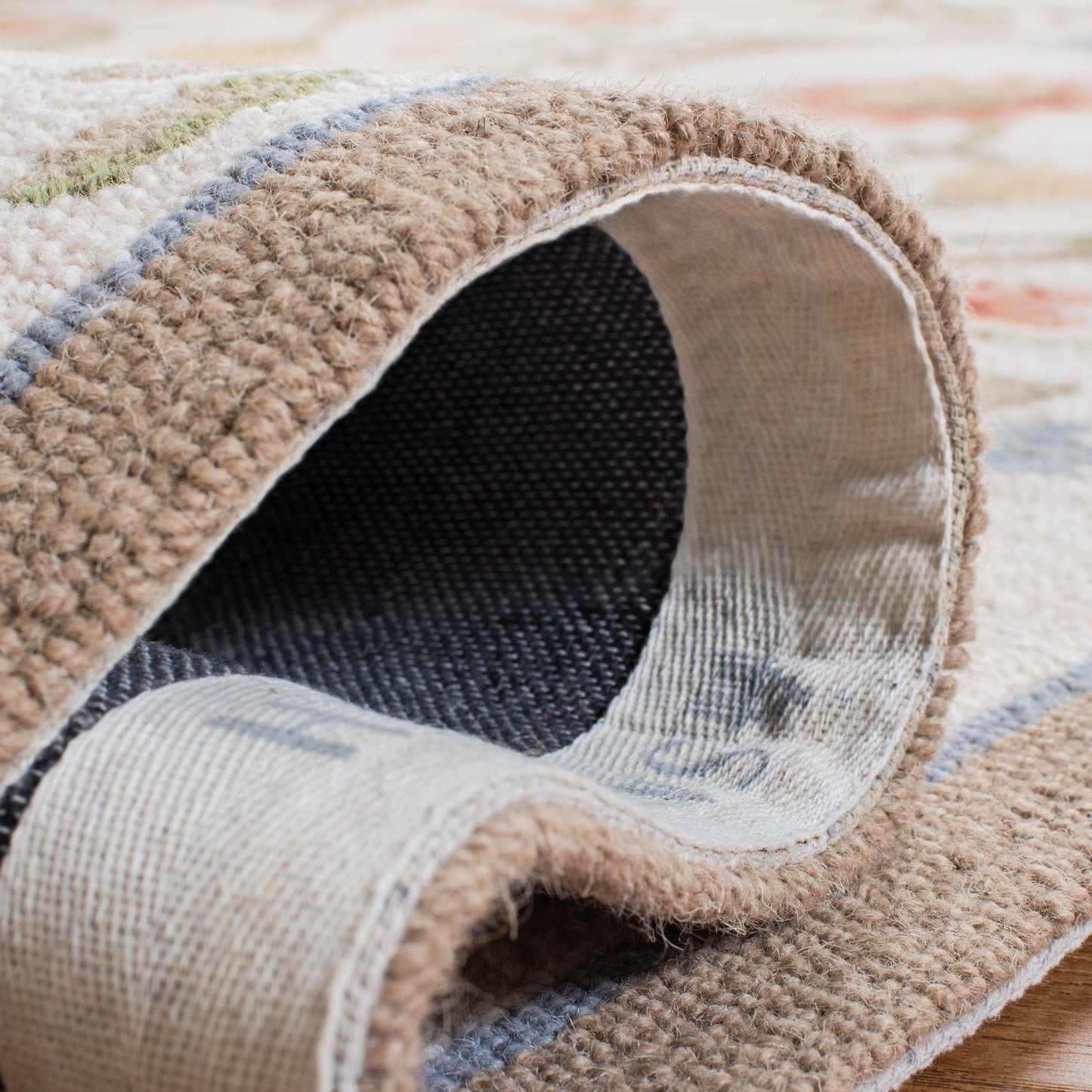 SAFAVIEH Fait main Chelsea Jacomine Laine à motif floral champêtre français