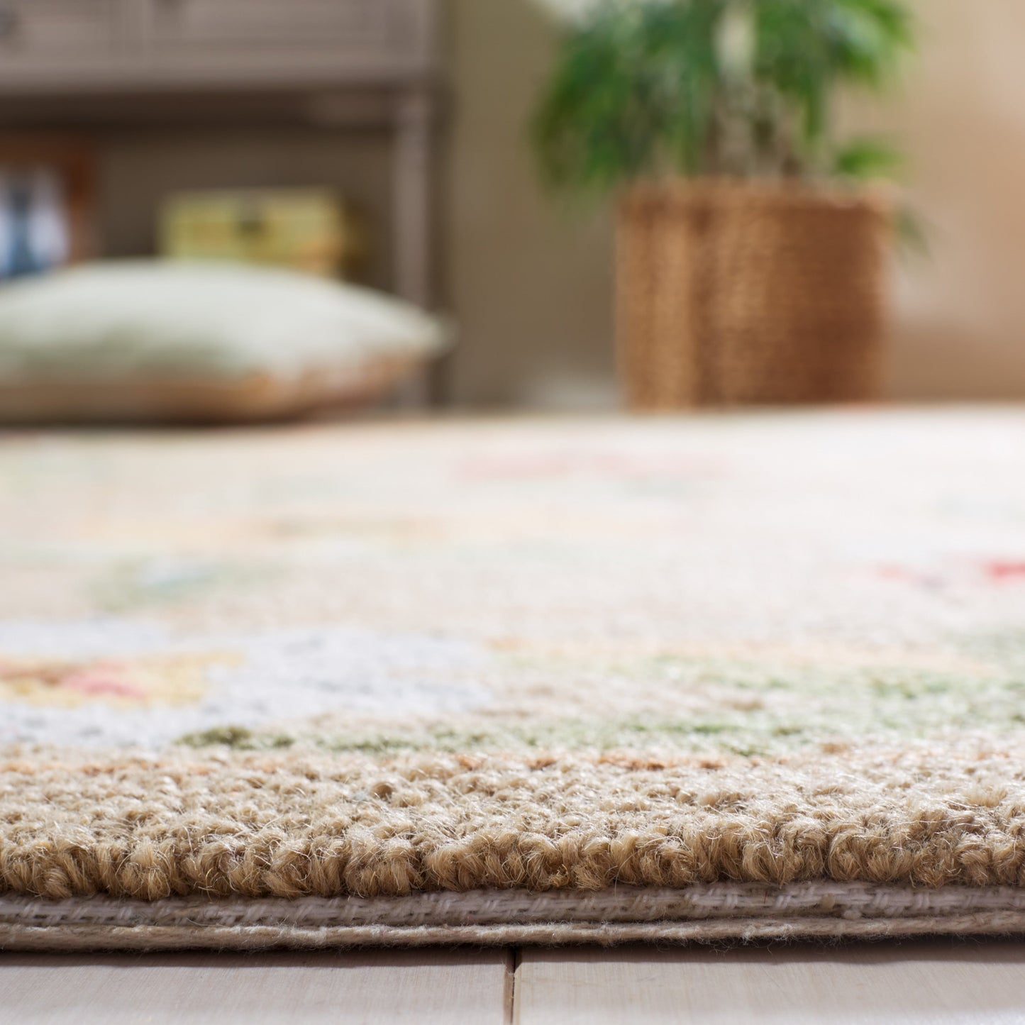 Tapis en laine SAFAVIEH fait main Chelsea Yauhenia à motif floral de style campagnard français