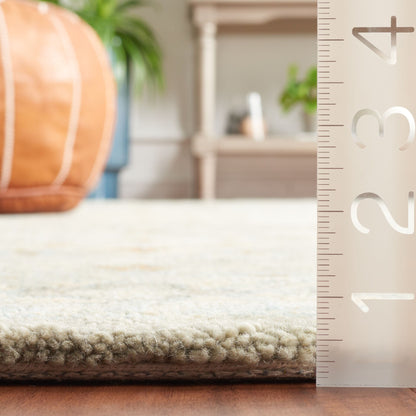 Tapis traditionnel en laine damassée SAFAVIEH, fait main.