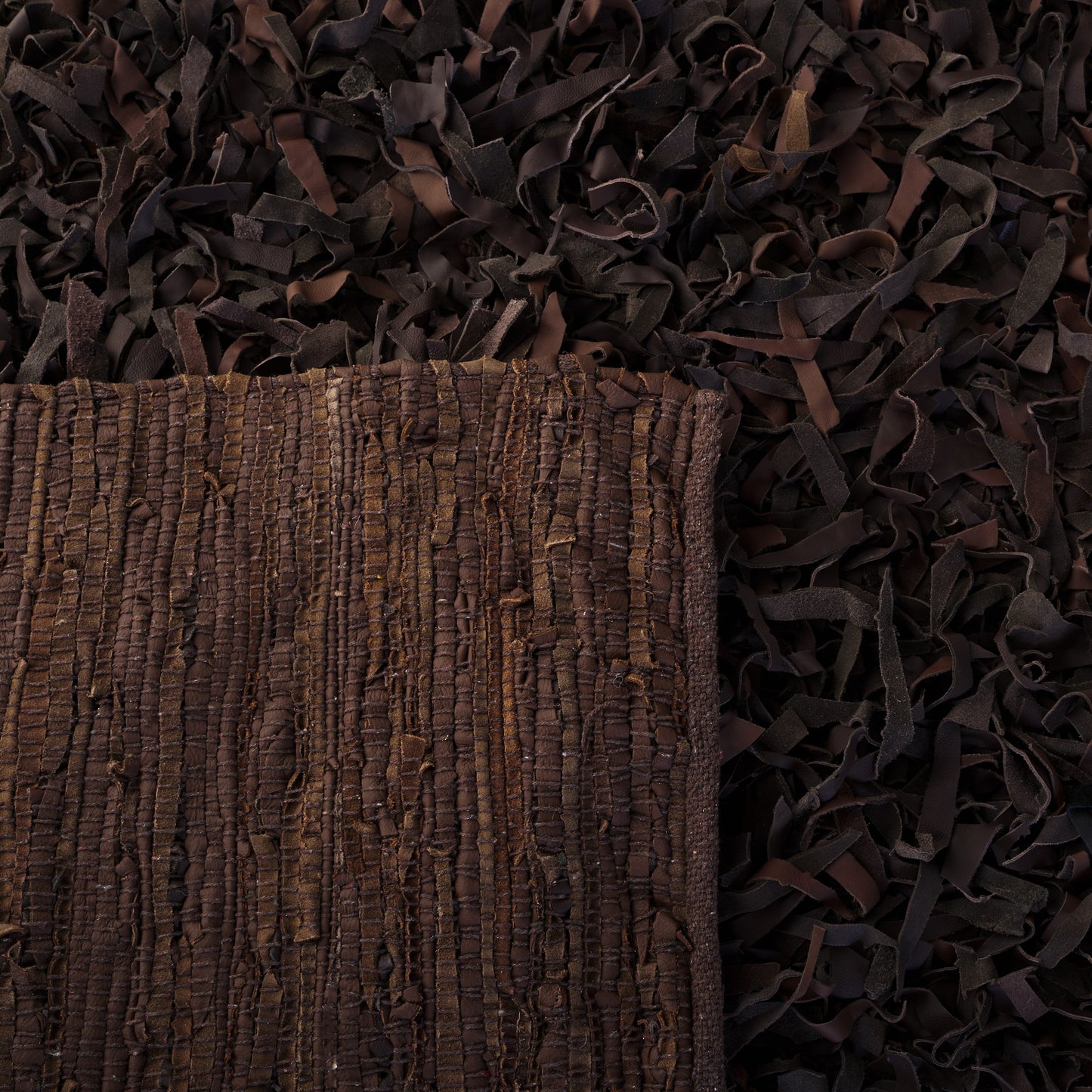 SAFAVIEH Tapis en cuir moderne à poils longs Blayne fait à la main