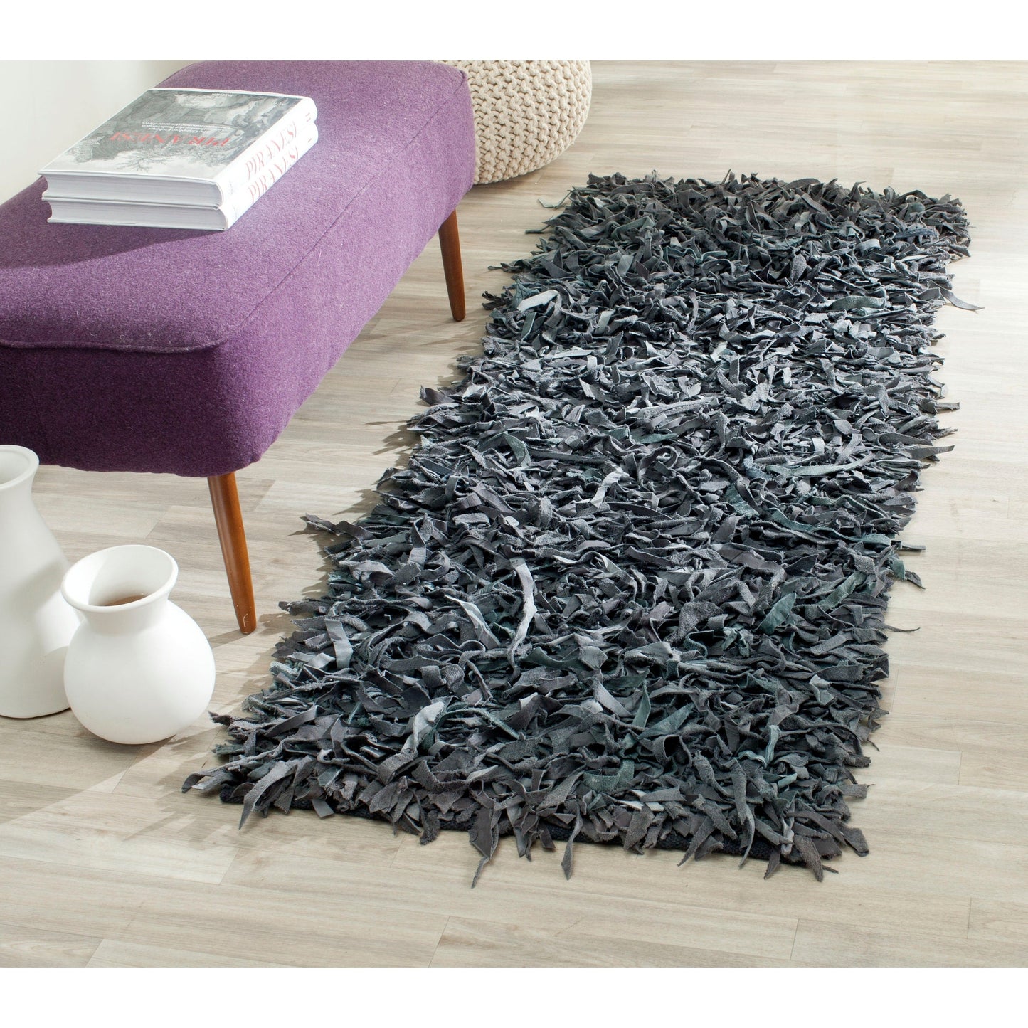 Tapis décoratif moderne SAFAVIEH en cuir shaggy fait main Doinita