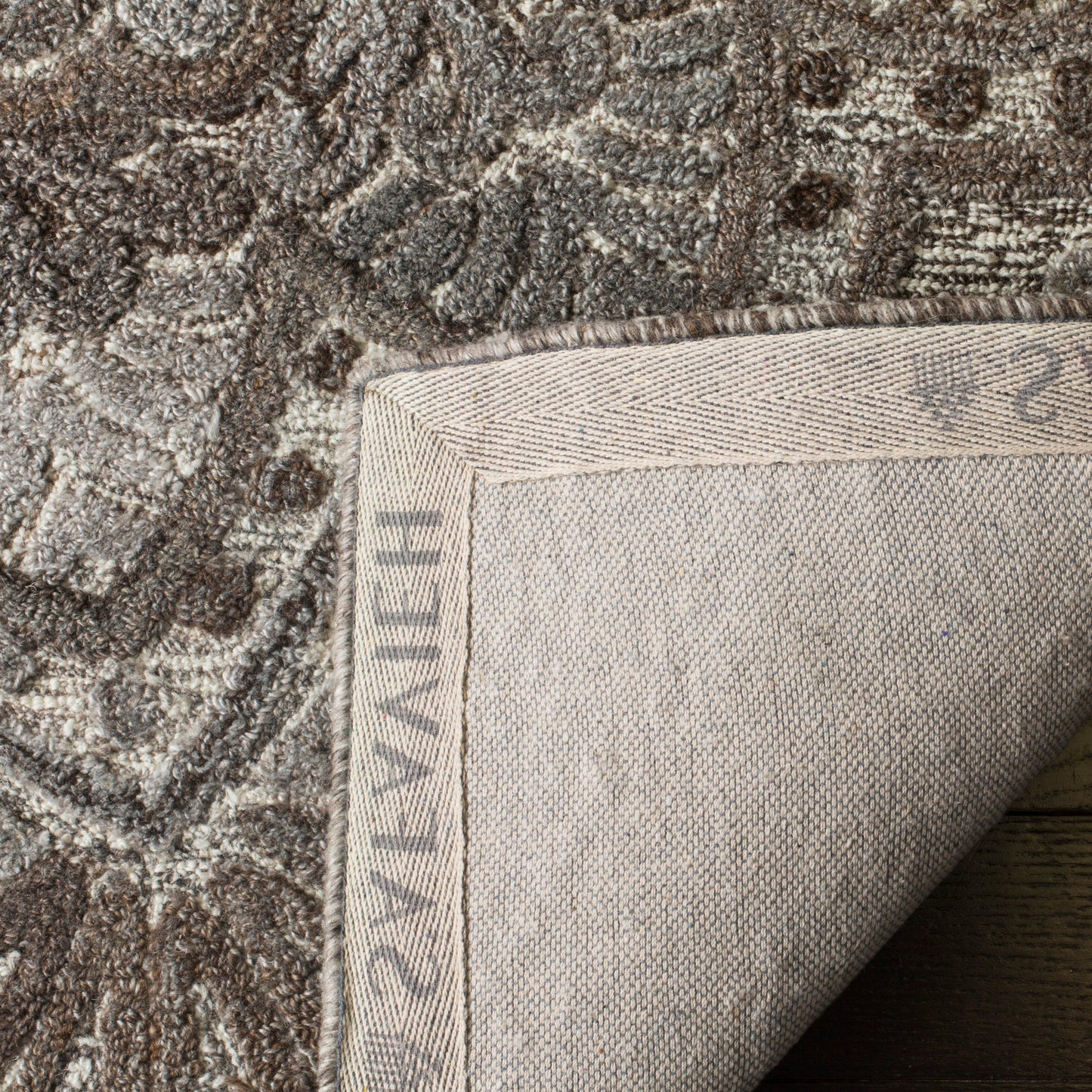 SAFAVIEH Tapis en laine à médaillon moderne Carlijn fait à la main