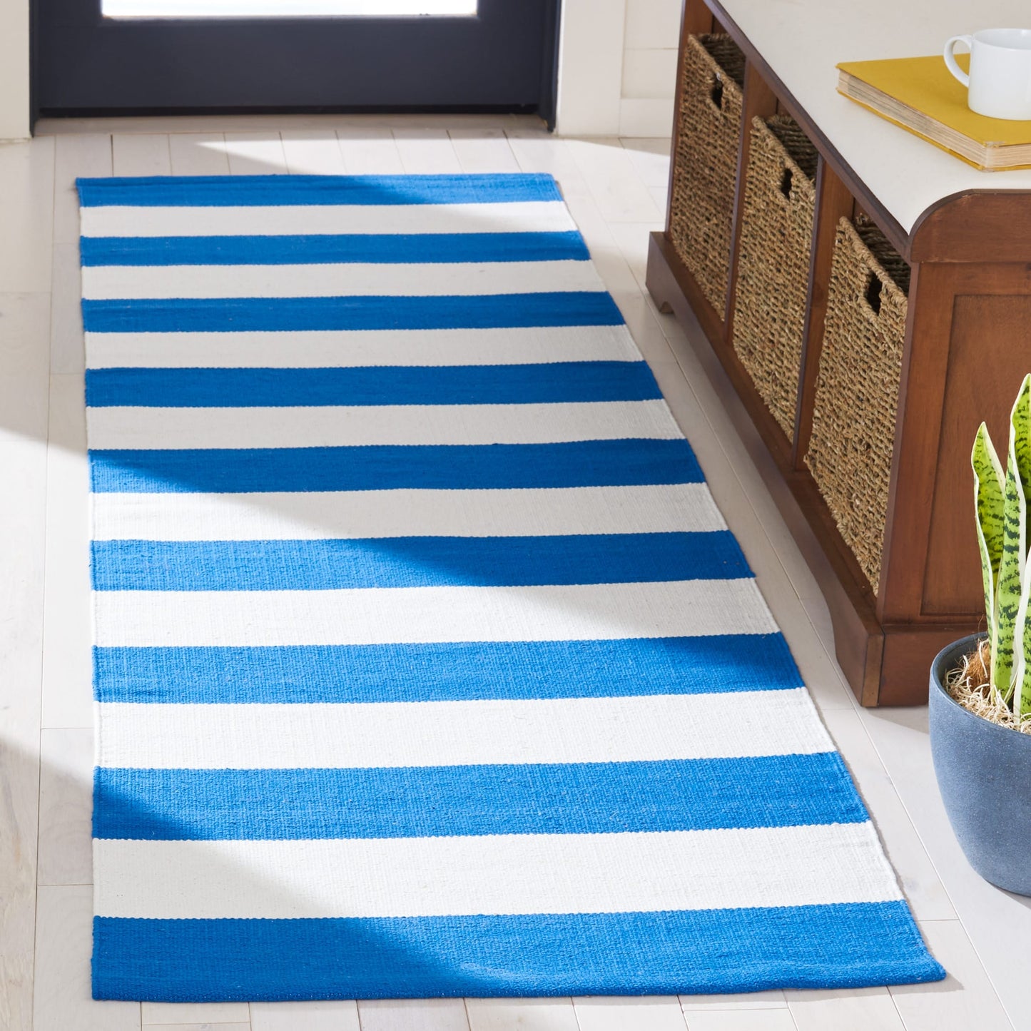 Tapis SAFAVIEH Montauk à rayures Geltrude en coton tissé plat fait main