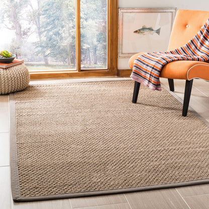 Tapis SAFAVIEH en sisal Relina fait main en fibres naturelles