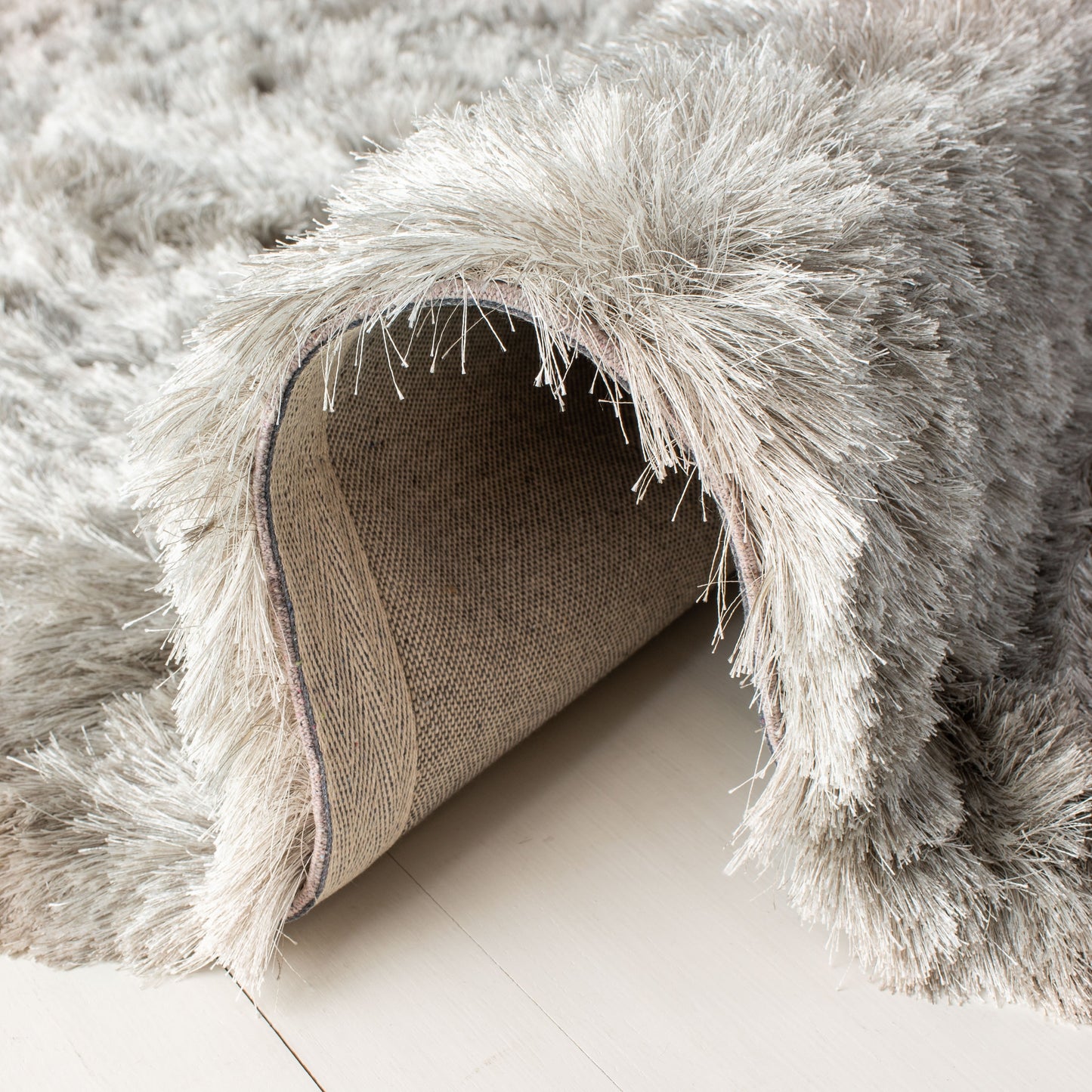 Tapis SAFAVIEH Ocean Shag Marilijn Glam fait main, épaisseur 6,35 cm (2,5 pouces).