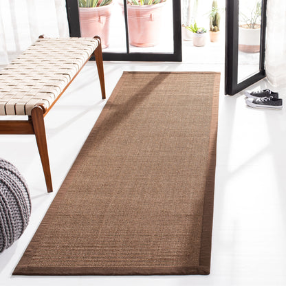 Tapis en sisal à bordure Madelyn en fibres naturelles SAFAVIEH