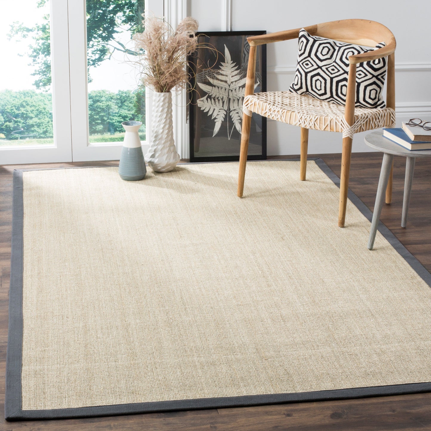 Tapis en sisal à bordure Madelyn en fibres naturelles SAFAVIEH