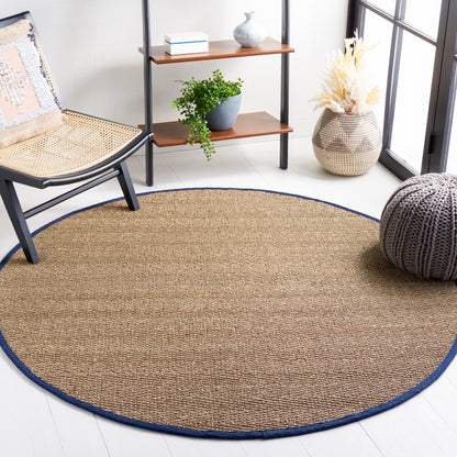 Tapis Trilby en fibres naturelles SAFAVIEH à chevrons en jonc de mer