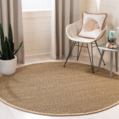 Tapis Trilby en fibres naturelles SAFAVIEH à chevrons en jonc de mer