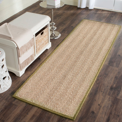 Tapis Trilby en fibres naturelles SAFAVIEH à chevrons en jonc de mer