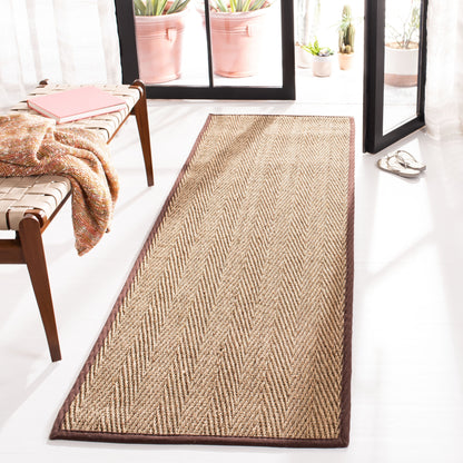 Tapis Trilby en fibres naturelles SAFAVIEH à chevrons en jonc de mer