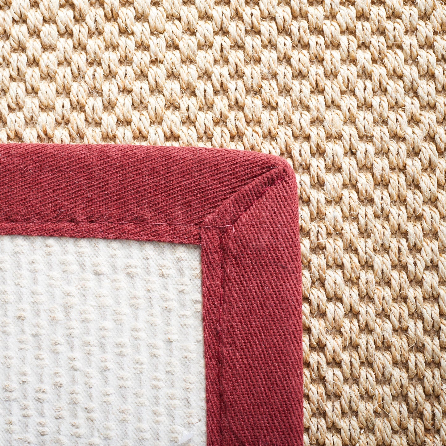 Tapis en sisal SAFAVIEH Venus en fibre naturelle, bordure décontractée