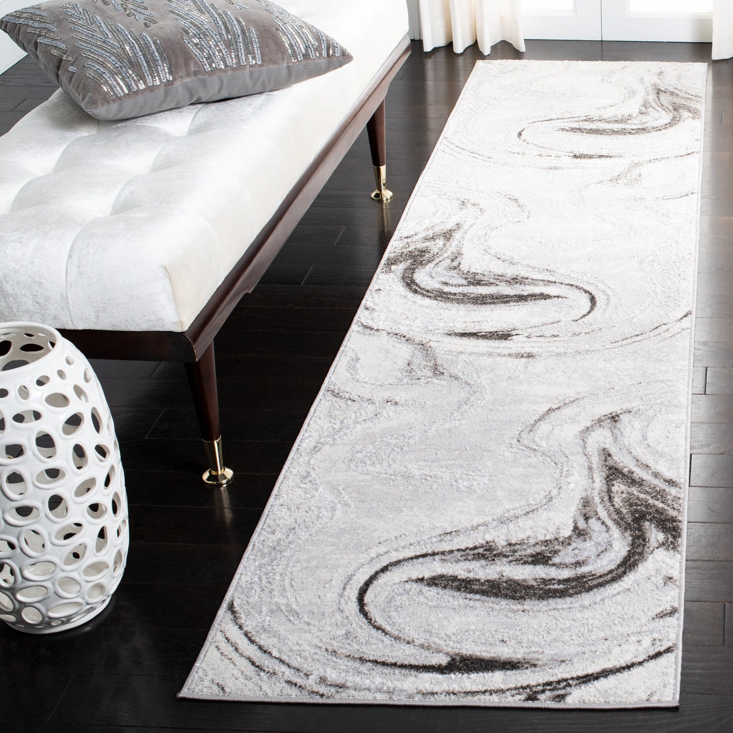 Tapis abstrait moderne SAFAVIEH Orchard Cornie