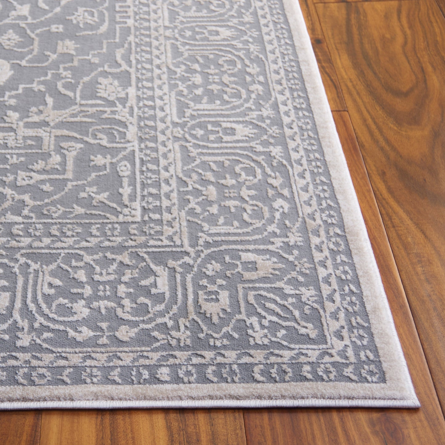 Tapis oriental SAFAVIEH Reflection Elzada