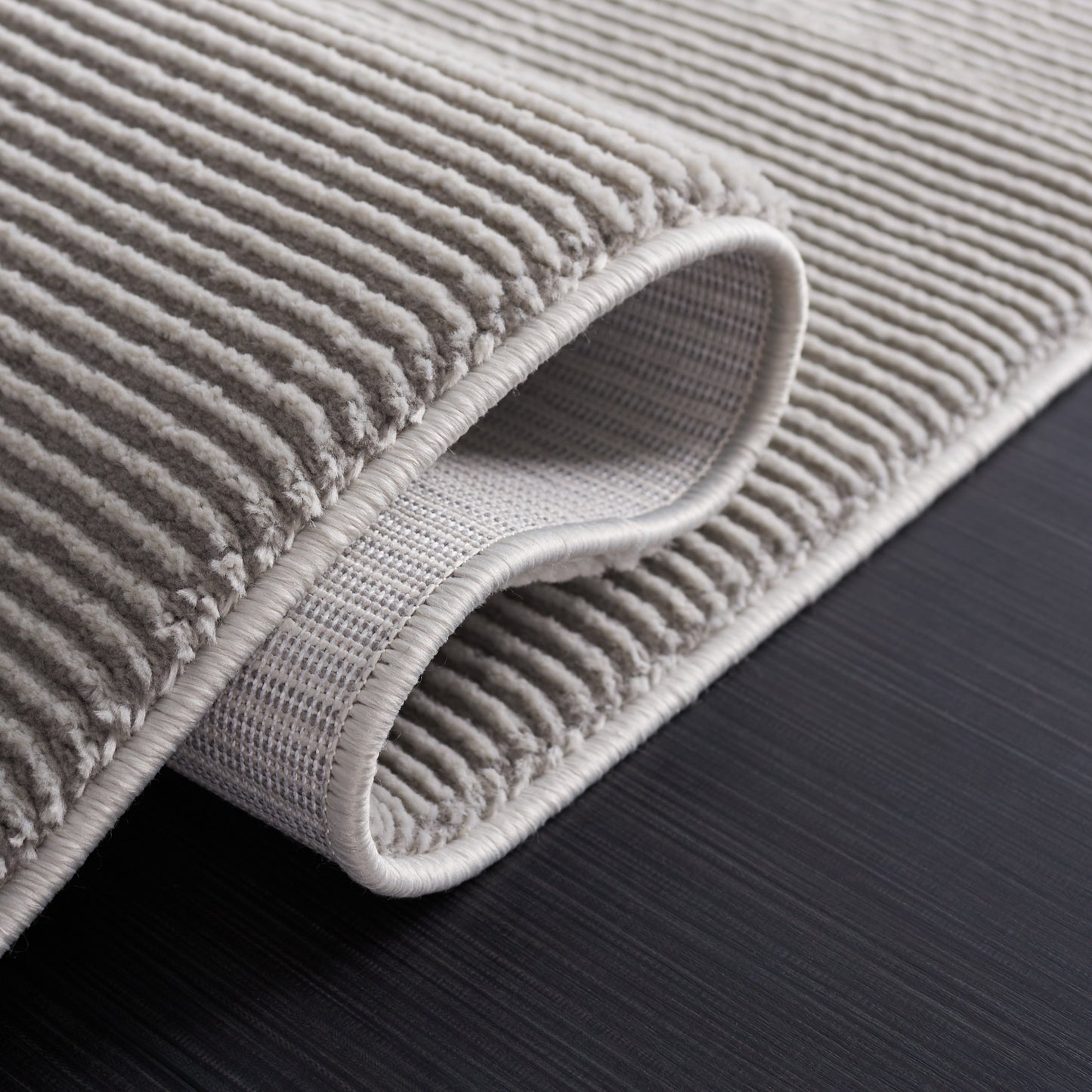 Tapis uni SAFAVIEH Revive Avie