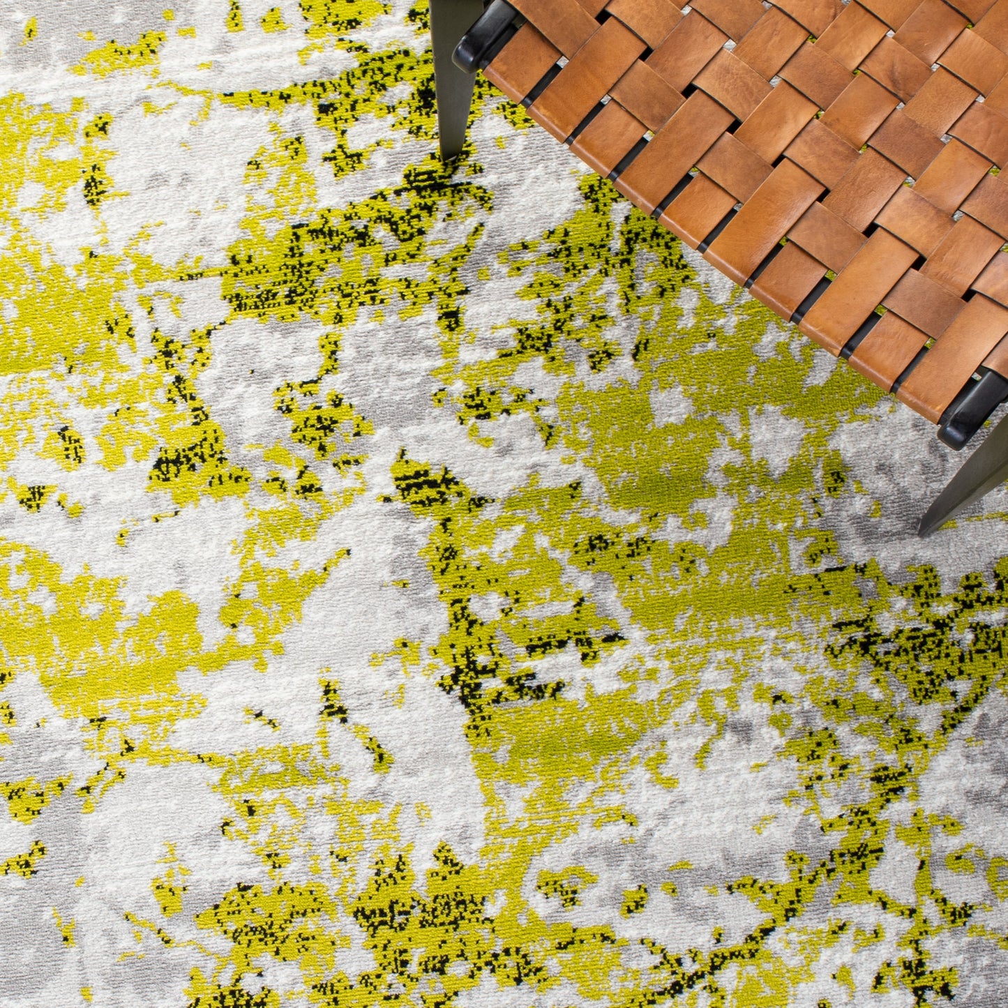 SAFAVIEH Tapis moderne Skyler Leitha