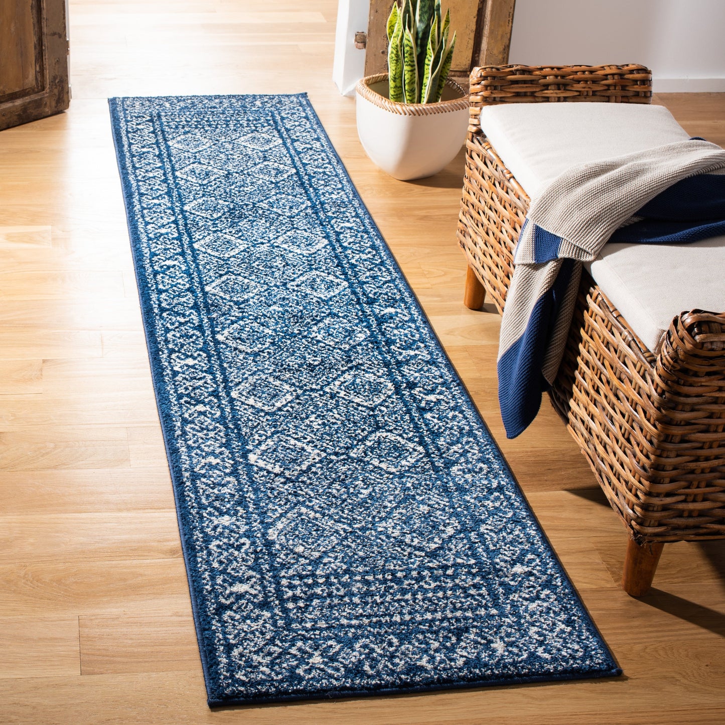 Tapis rustique marocain bohème SAFAVIEH Tulum Phebe