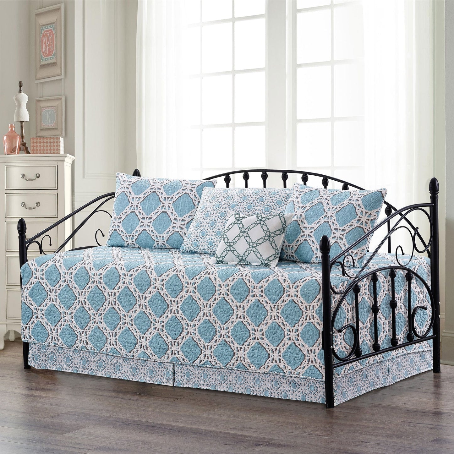 Serenta 6 Piece Cotton Blend Daybed Bedspread Coverlet Set - 75 x 39