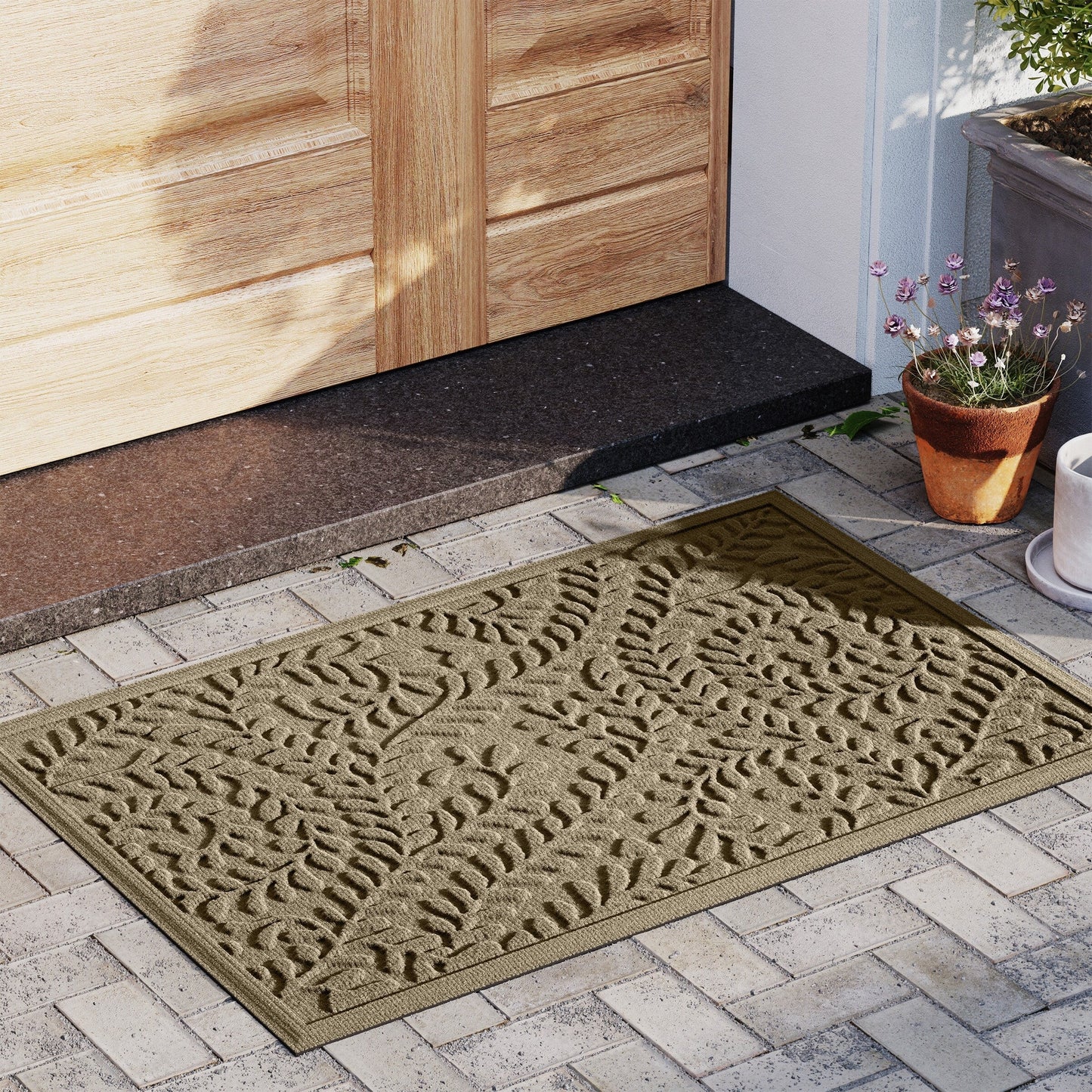 WaterHog Boxwood Indoor Outdoor Door Mat