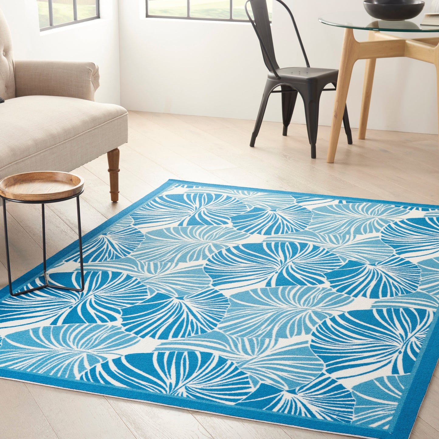 Waverly Sun N' Shade Modern Botanical Indoor/Outdoor Area Rug